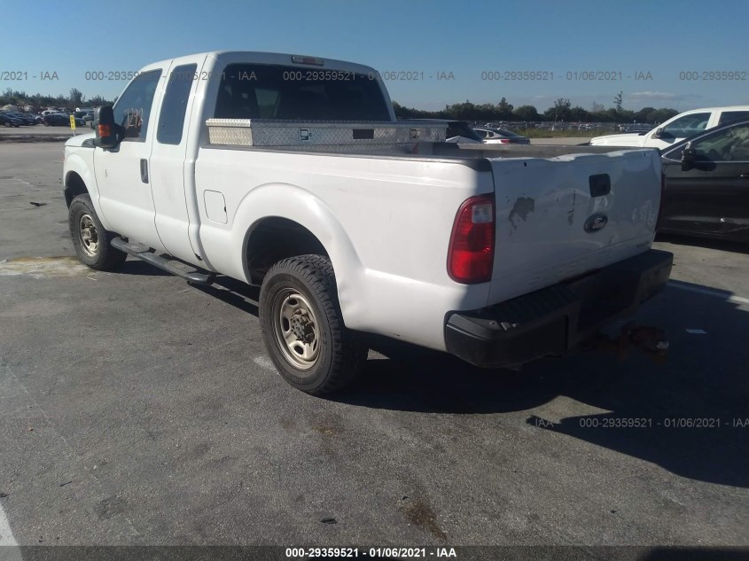FORD SUPER DUTY F-250 1FT7X2B65CEC02654