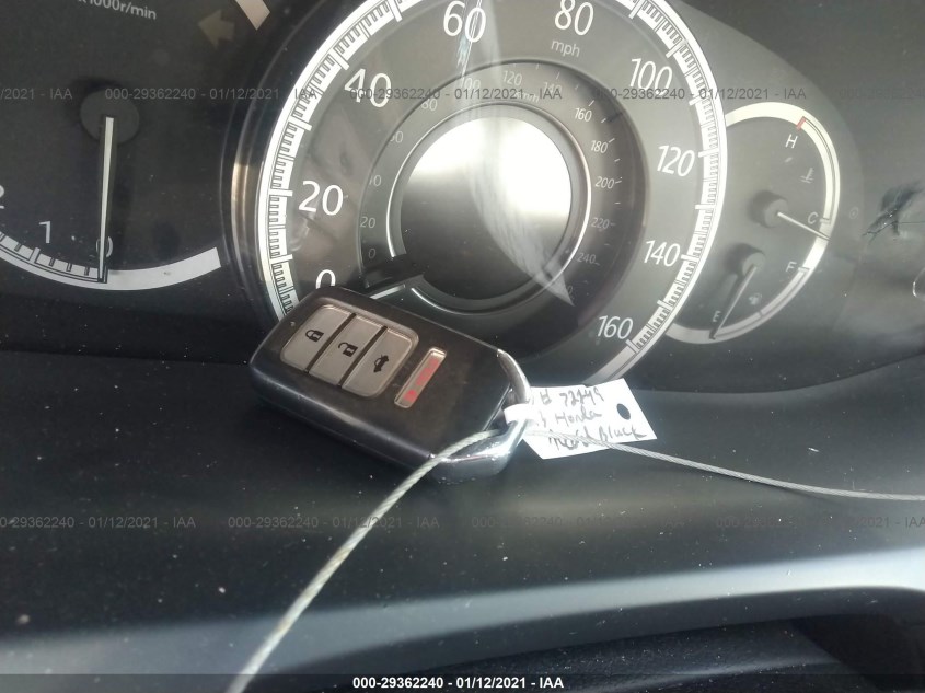 HONDA ACCORD SDN 1HGCR2F88DA163637