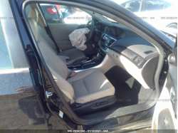 HONDA ACCORD SDN 1HGCR2F88DA163637