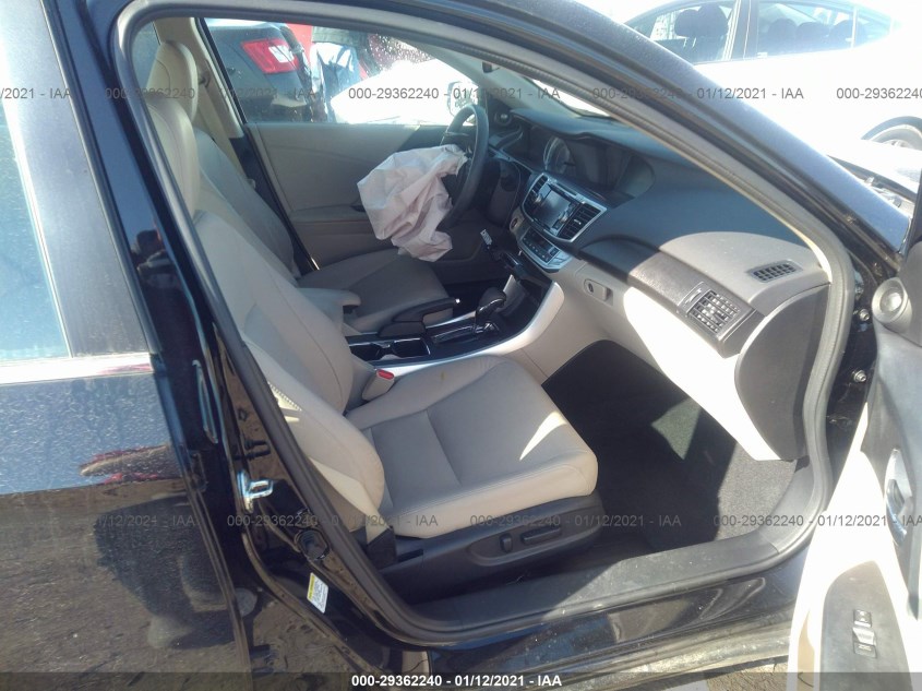 HONDA ACCORD SDN 1HGCR2F88DA163637