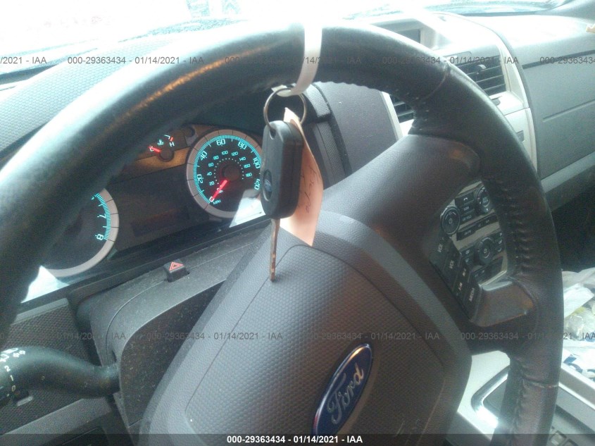 FORD ESCAPE 1FMCU9DG1AKA69214
