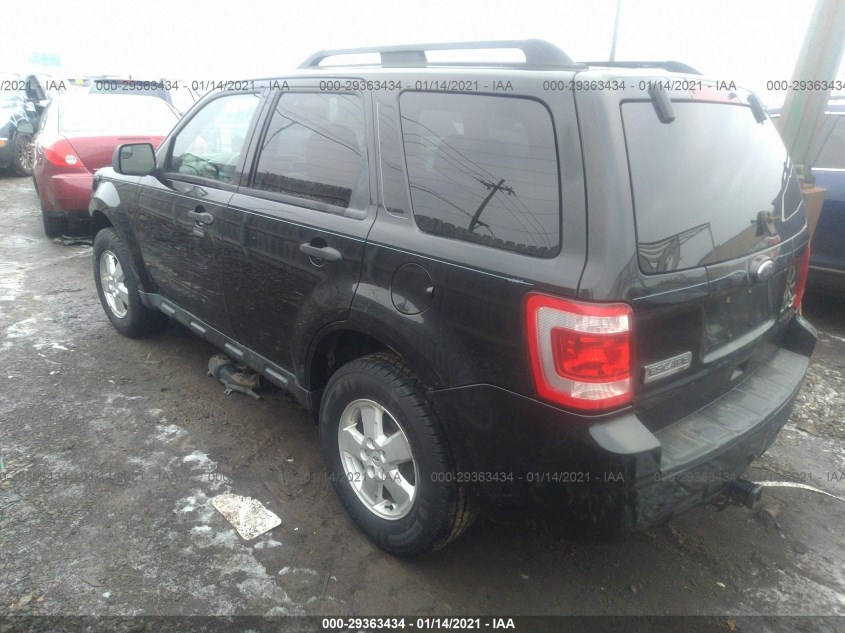 FORD ESCAPE 1FMCU9DG1AKA69214