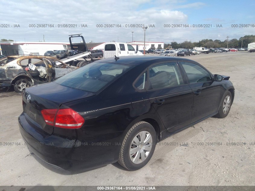 VOLKSWAGEN PASSAT 1VWAP7A39CC068623