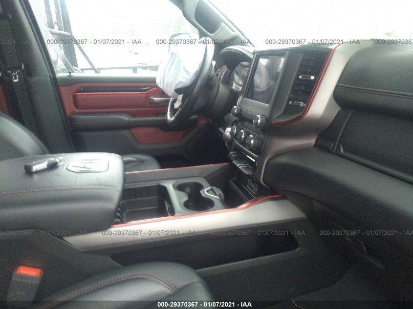 RAM 1500 1C6RRELT6LN256626