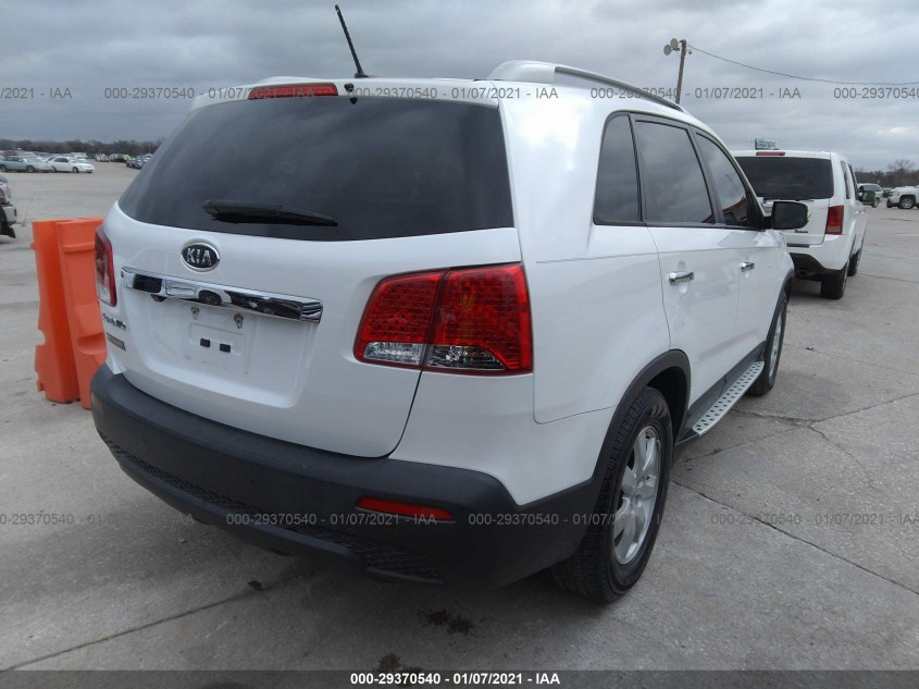 KIA SORENTO 5XYKT4A25CG226556