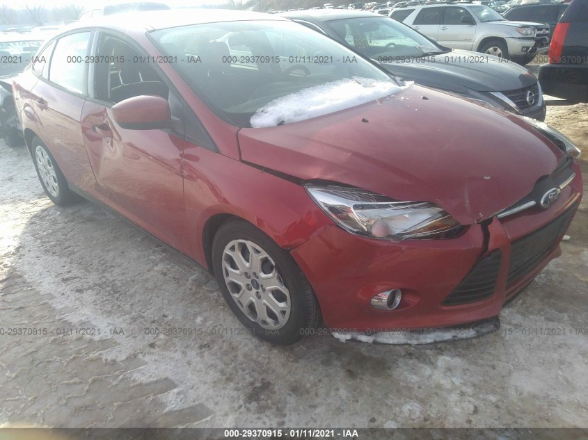 FORD FOCUS 1FAHP3F25CL249363