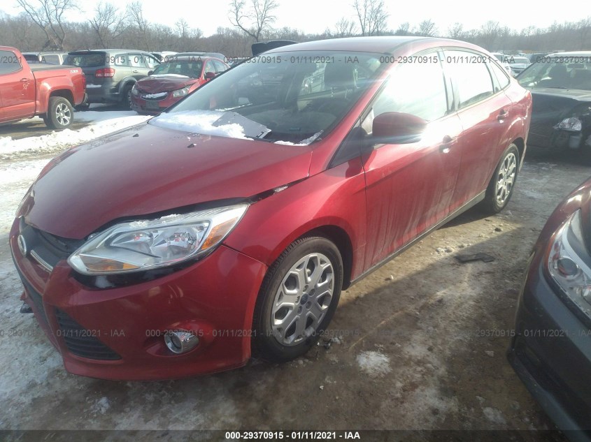 FORD FOCUS 1FAHP3F25CL249363