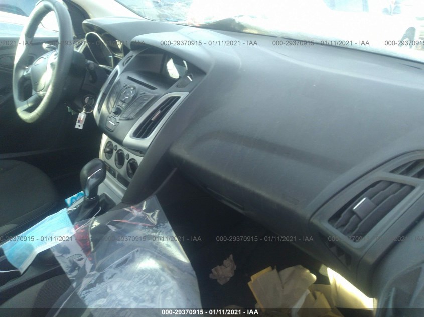 FORD FOCUS 1FAHP3F25CL249363