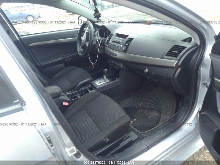 MITSUBISHI LANCER JA32U2FU8DU007858