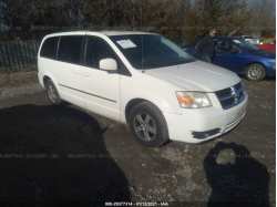 DODGE GRAND CARAVAN 2D4RN5D13AR120071