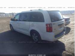 DODGE GRAND CARAVAN 2D4RN5D13AR120071