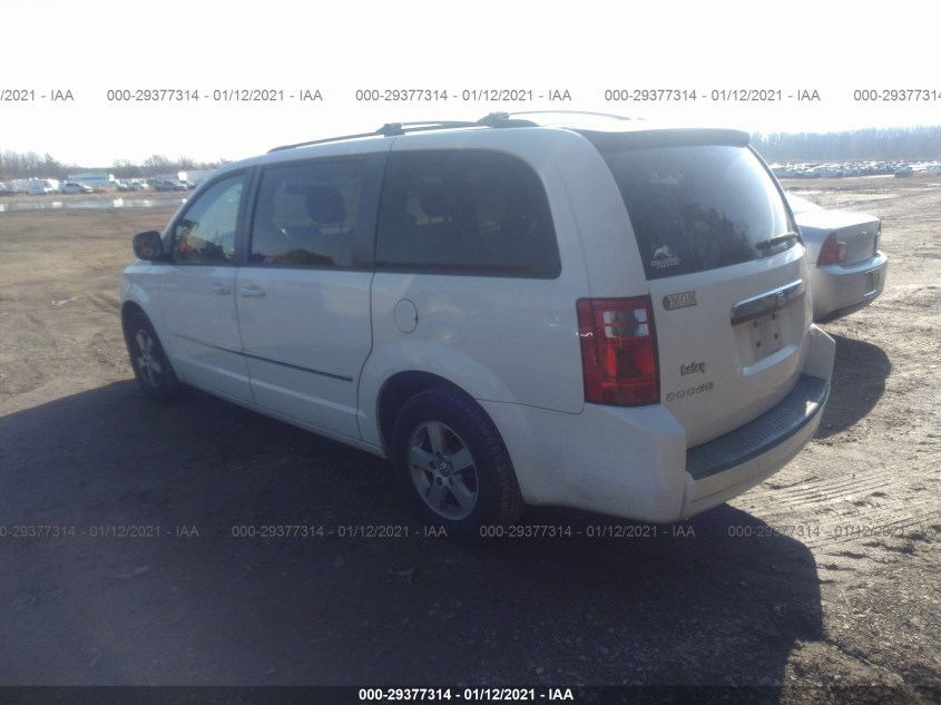 DODGE GRAND CARAVAN 2D4RN5D13AR120071