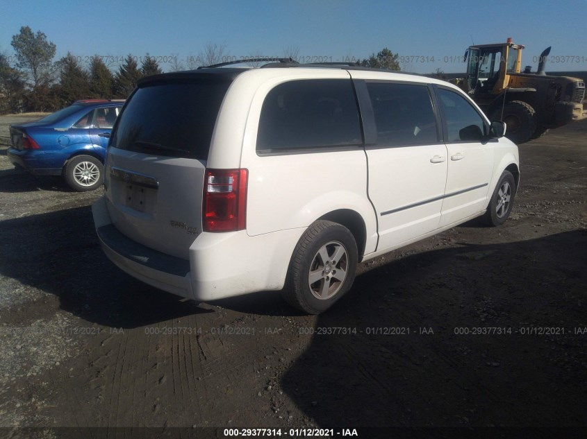 DODGE GRAND CARAVAN 2D4RN5D13AR120071