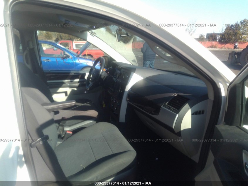 DODGE GRAND CARAVAN 2D4RN5D13AR120071