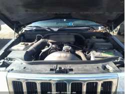 JEEP COMMANDER 1J4RG4GK7AC157228