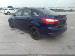 FORD FOCUS 1FAHP3J28CL138362