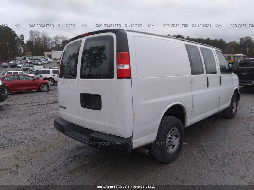 CHEVROLET EXPRESS CARGO VAN 1GCWGAFP9K1176039