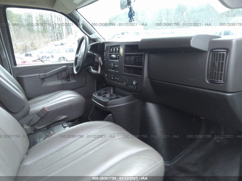 CHEVROLET EXPRESS CARGO VAN 1GCWGAFP9K1176039