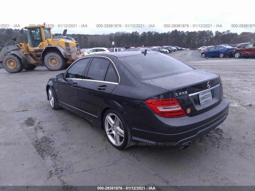 MERCEDES-BENZ C-CLASS WDDGF4HB0CR206838