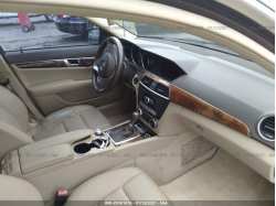 MERCEDES-BENZ C-CLASS WDDGF4HB0CR206838