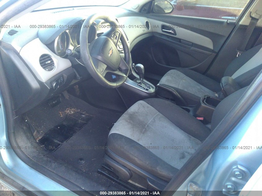 CHEVROLET CRUZE 1G1PC5SH2B7267732