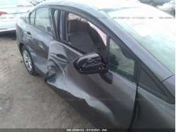 HONDA CIVIC SEDAN 19XFB2F55EE004286