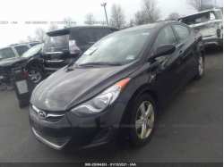 HYUNDAI ELANTRA 5NPDH4AE3DH449564