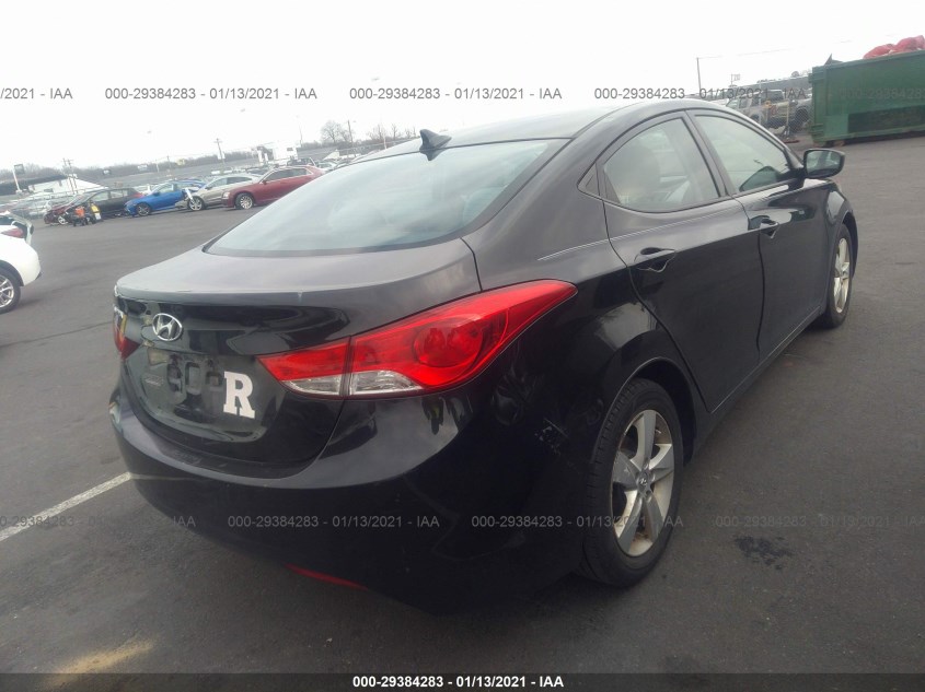 HYUNDAI ELANTRA 5NPDH4AE3DH449564