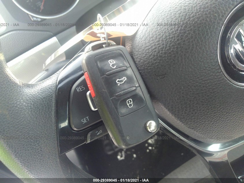 VOLKSWAGEN JETTA SEDAN 3VWD17AJ5FM236497
