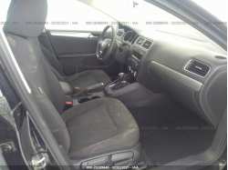 VOLKSWAGEN JETTA SEDAN 3VWD17AJ5FM236497