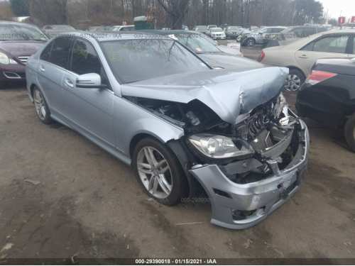 MERCEDES-BENZ C-CLASS WDDGF8AB1DR272611