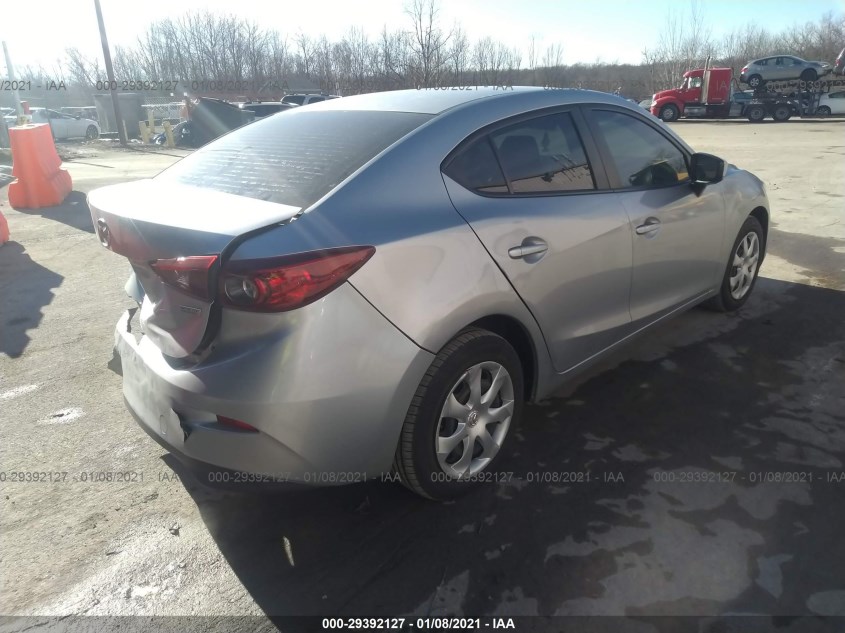 MAZDA MAZDA3 4-DOOR 3MZBN1U77HM131911
