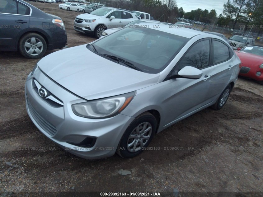 HYUNDAI ACCENT KMHCT4AEXCU262414