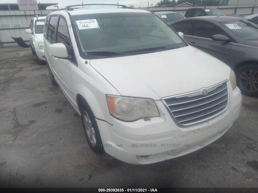 CHRYSLER TOWN & COUNTRY 2A4RR5D15AR413479