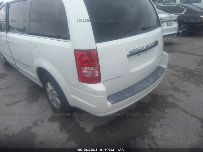 CHRYSLER TOWN & COUNTRY 2A4RR5D15AR413479