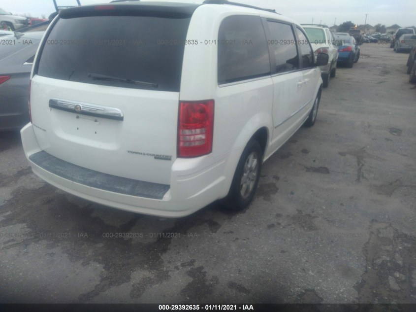 CHRYSLER TOWN & COUNTRY 2A4RR5D15AR413479