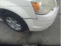 CHRYSLER TOWN & COUNTRY 2A4RR5D15AR413479