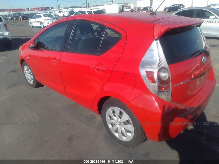 TOYOTA PRIUS C JTDKDTB36C1017194