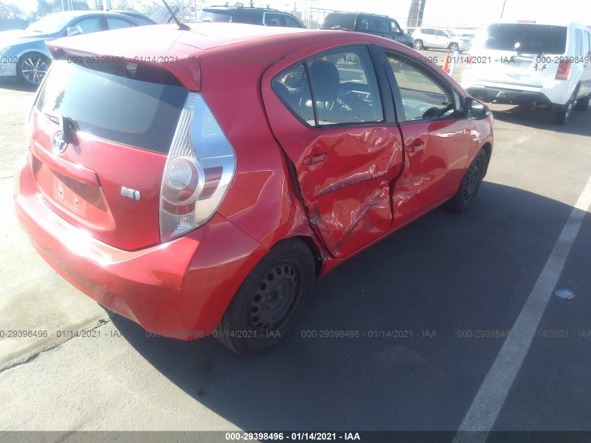 TOYOTA PRIUS C JTDKDTB36C1017194