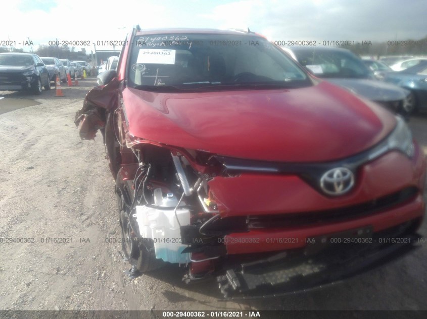 TOYOTA RAV4 2T3BFREV8GW513485