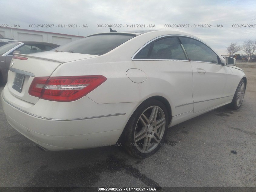 MERCEDES-BENZ E-CLASS WDDKJ5GB0AF047642