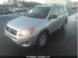 TOYOTA RAV4 JTMBF4DV3BD041688