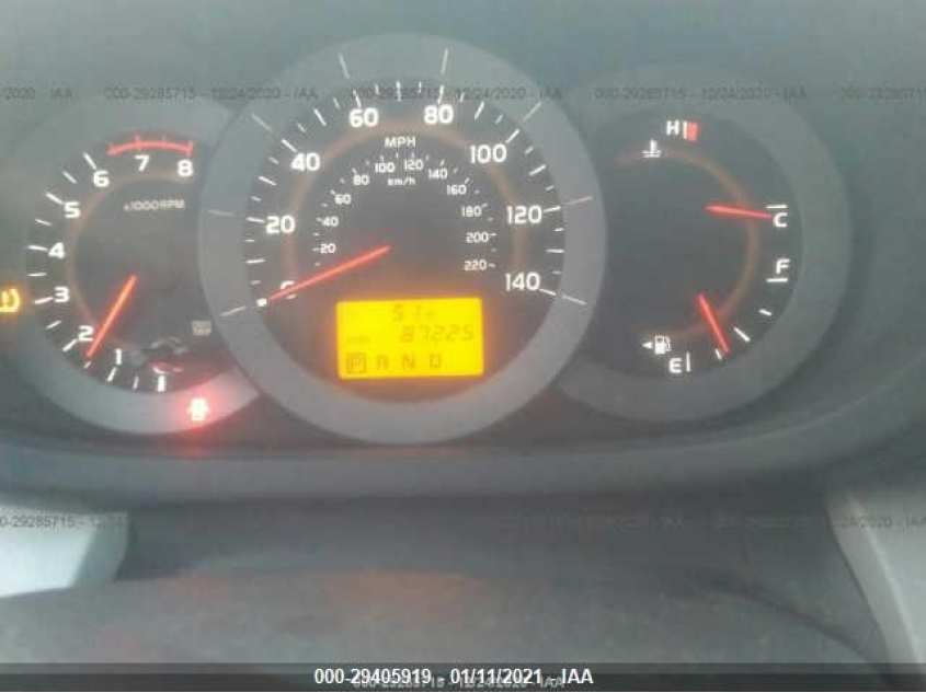 TOYOTA RAV4 JTMBF4DV3BD041688