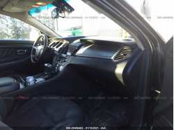 FORD TAURUS 1FAHP2KT5AG101504