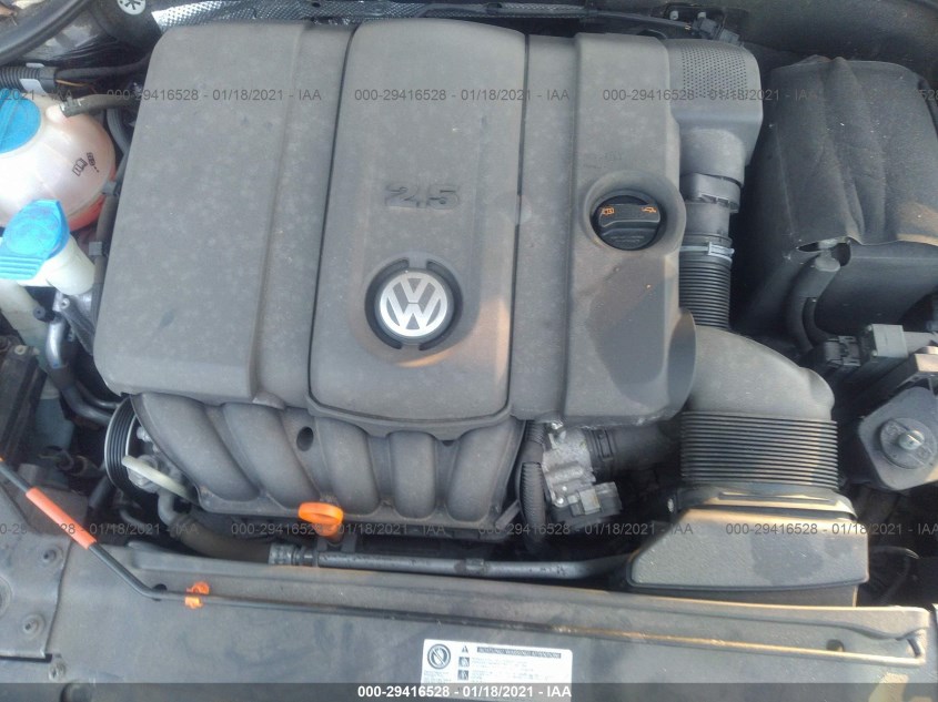 VOLKSWAGEN JETTA SEDAN 3VWDZ7AJ5BM347165