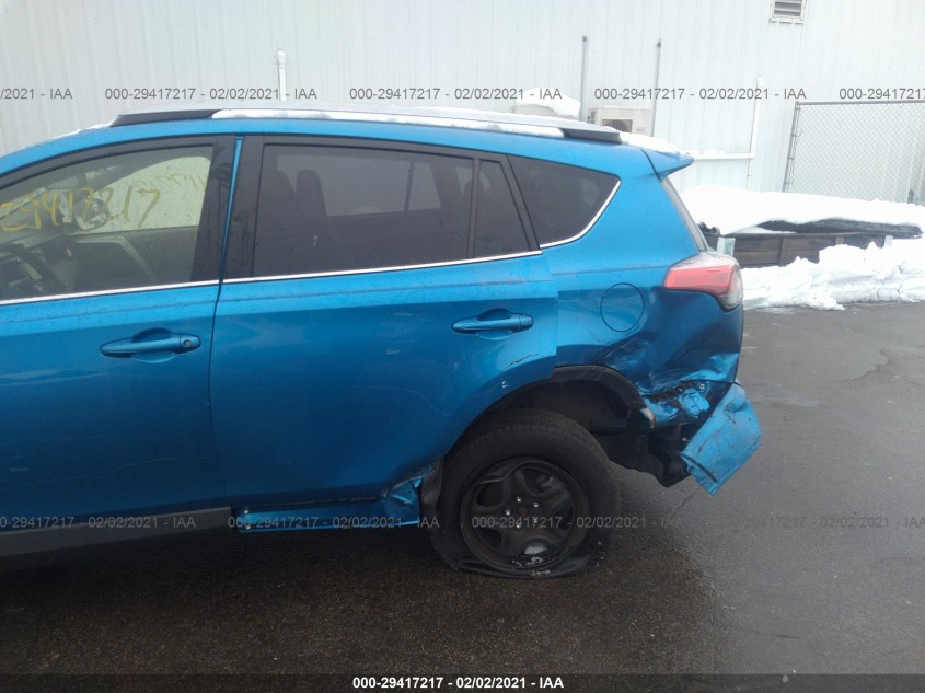 TOYOTA RAV4 JTMBFREV2JJ210840
