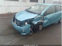 TOYOTA PRIUS C JTDKDTB3XE1070337
