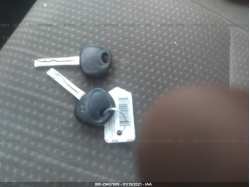 KIA SORENTO 5XYKTDA29BG123641