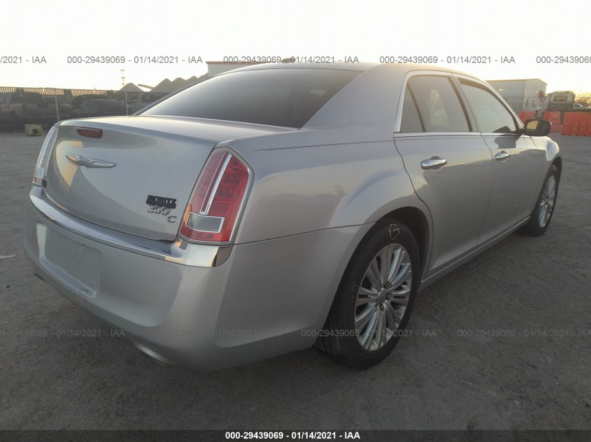 CHRYSLER 300 2C3CCAKT6CH313950