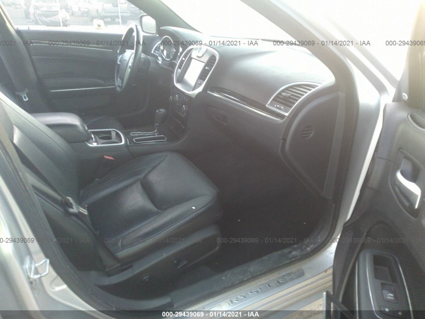 CHRYSLER 300 2C3CCAKT6CH313950
